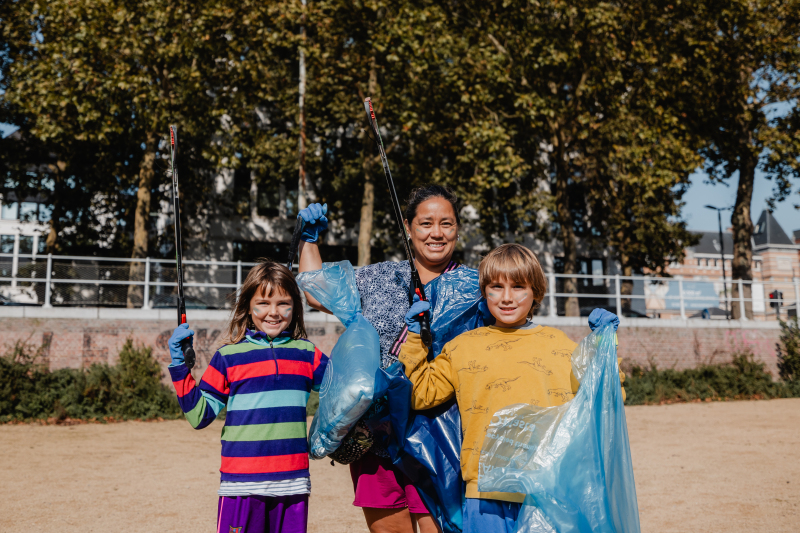 10min Challenge - River Cleanup