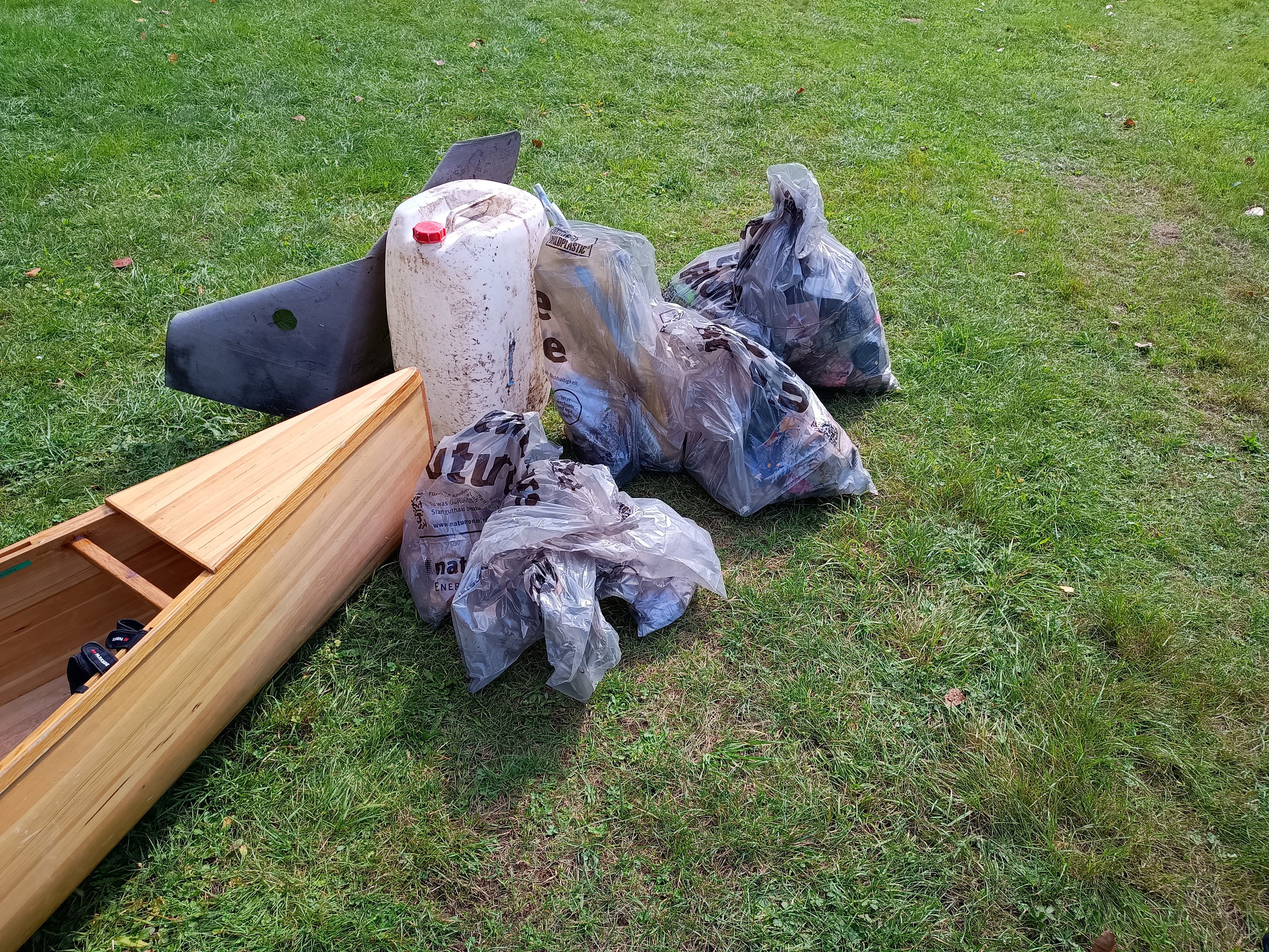 Bamberger Faltbootclub sammelt Müll!